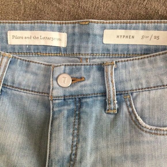 Pilcro The Letterpress Distressed Denim Shorts‎ Size 25 - Picture 3 of 10